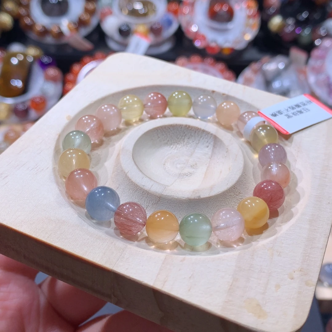 未镶嵌水晶手链彩兔毛手链8.8左右