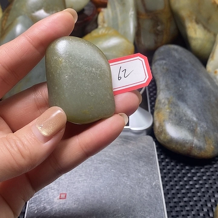 和田玉未镶嵌珠宝奇石62