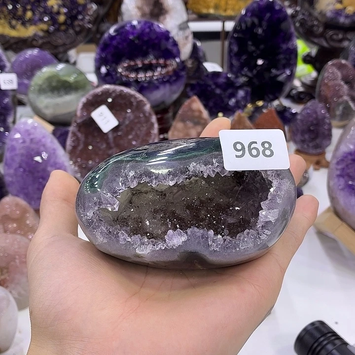 水晶未镶嵌大型摆件（非配饰）