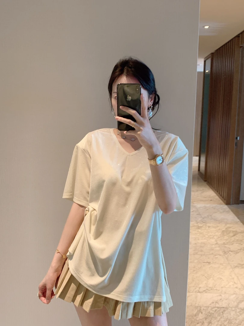 【张静芝】V领细闪垫肩短袖T恤