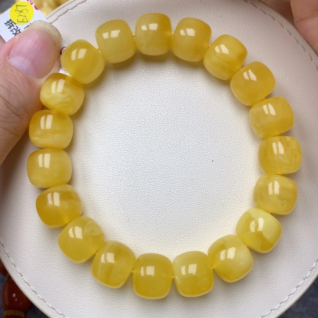 琥珀未镶嵌珠宝奇石9