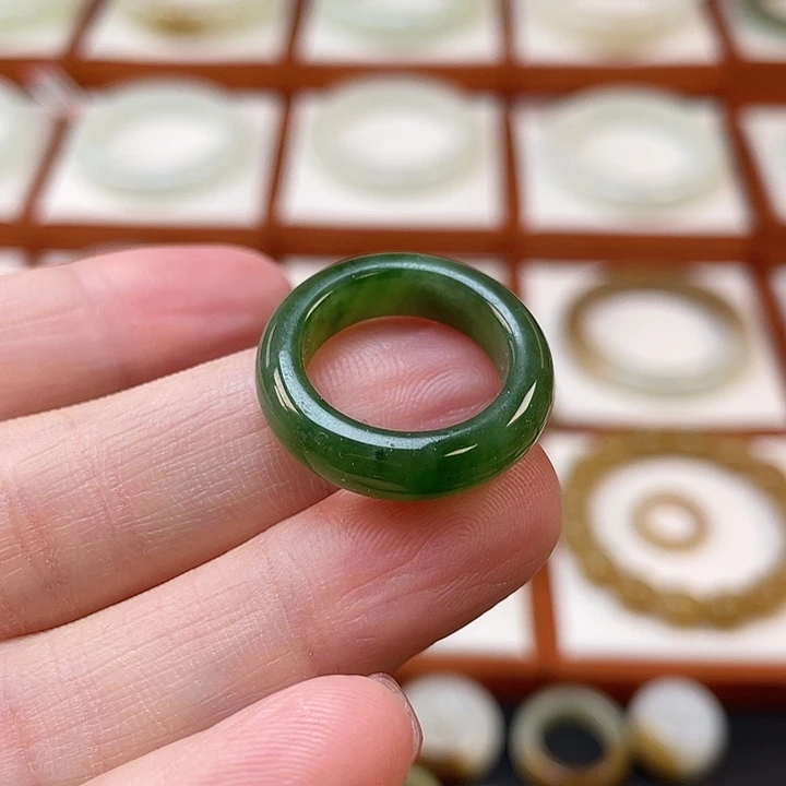 和田玉（碧玉）未镶嵌戒圈
