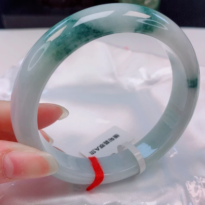 翡翠未镶嵌手镯60圈