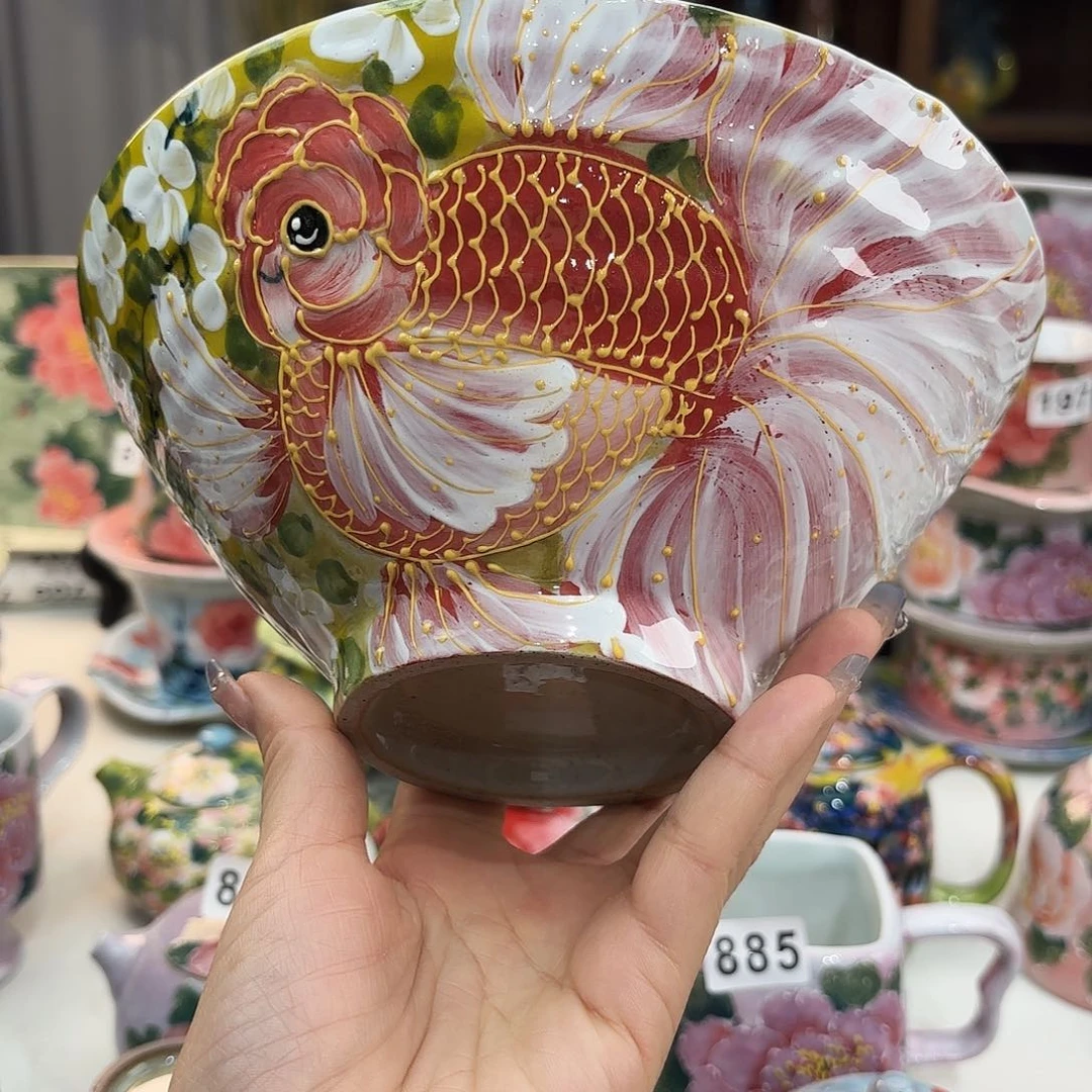 瓷片我不在这里吃饭的呀亲爱