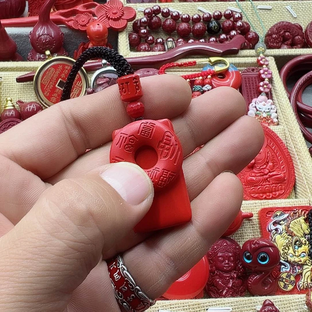 东陵石颈饰未镶嵌S****)