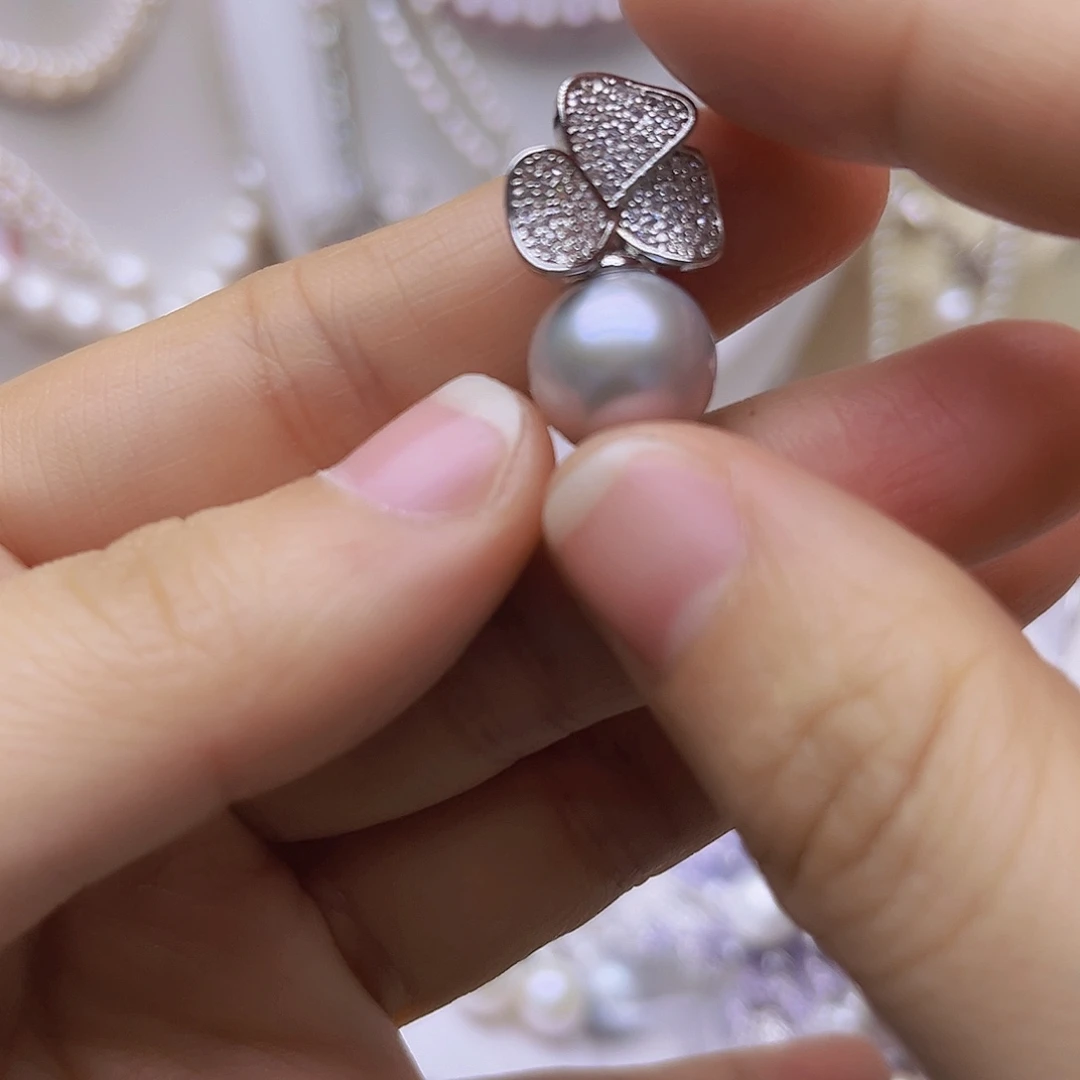 淡水珍珠吊坠或者耳钉未镶嵌