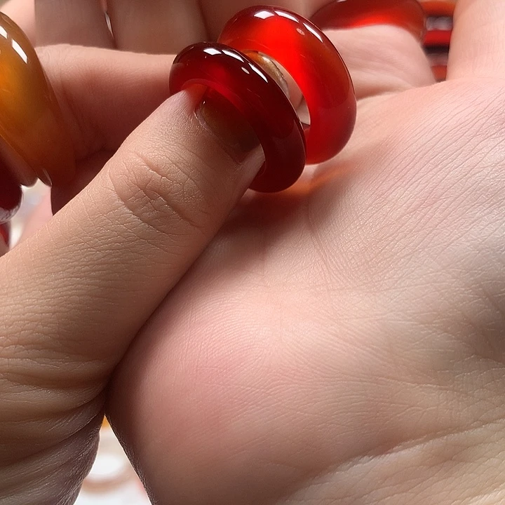 c***e玛瑙/玉髓手串未镶嵌