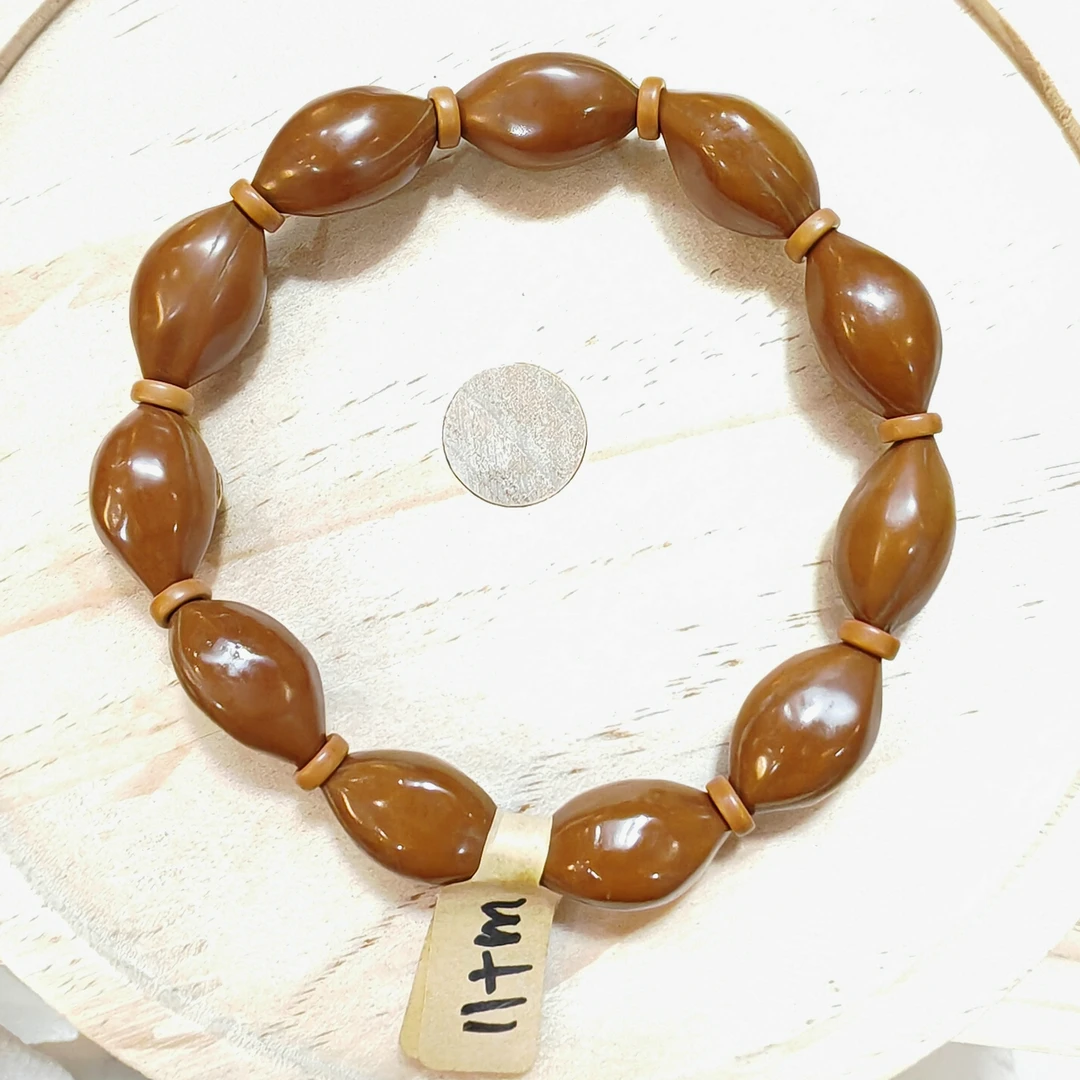 【去霜抛光版】11+mm小尺寸红皮红肉素核弹力绳款橄榄核手串