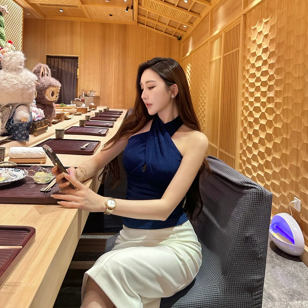 SX善喜宝蓝色交叉挂脖抽皱上衣性感辣妹露背修身无袖抹胸针织背心