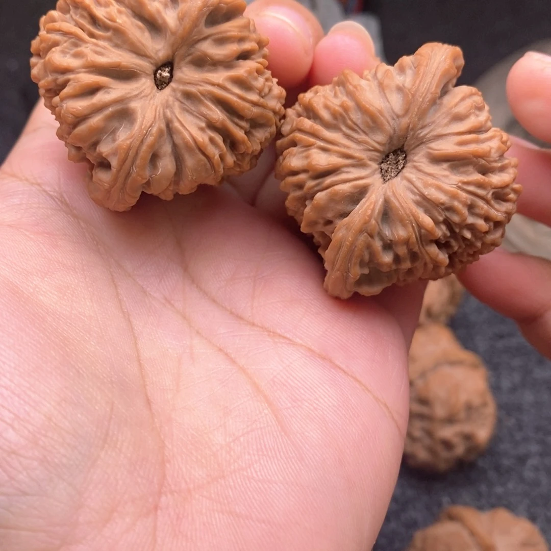 华***床把件文玩核桃1111111111111