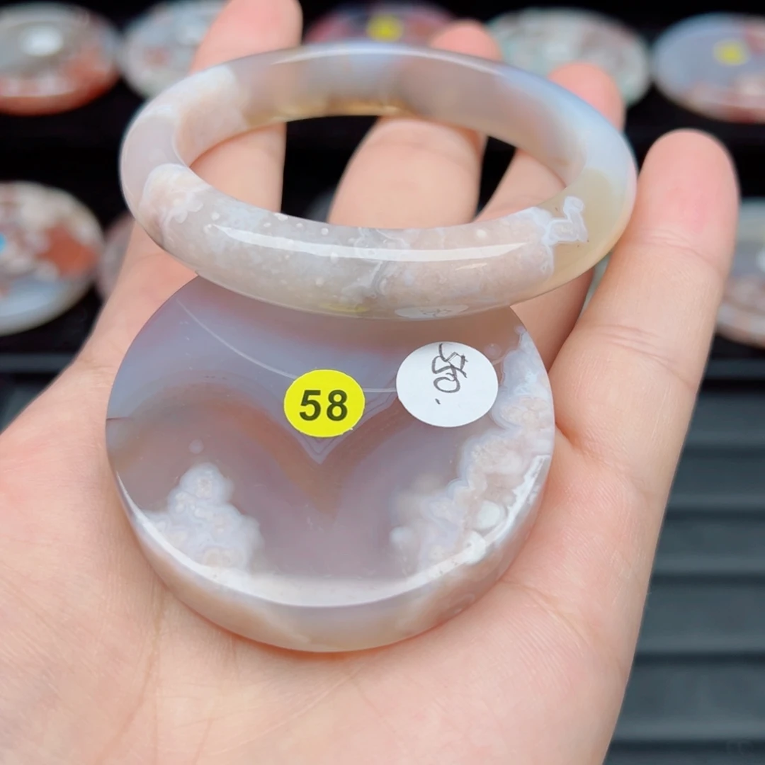 手镯玛瑙/玉髓未镶嵌58