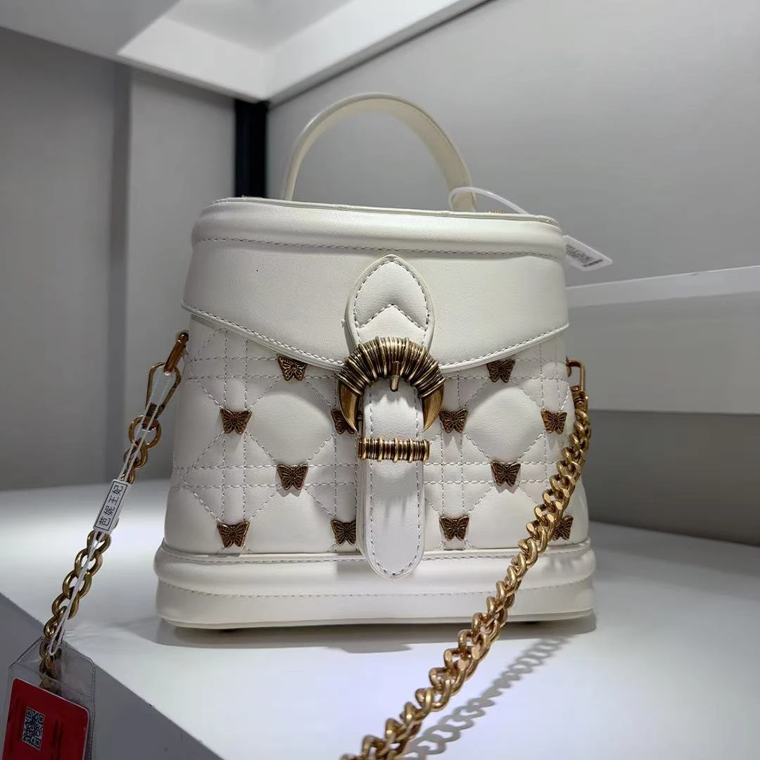 小田姐姐 王妃 时尚斜挎包 8850-3米白