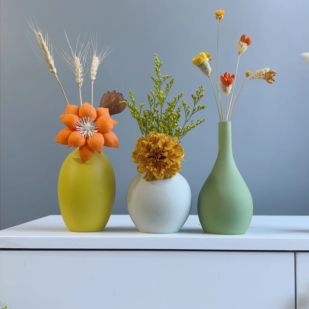 摆件陶瓷小花瓶摆件含花总高约20-30cm