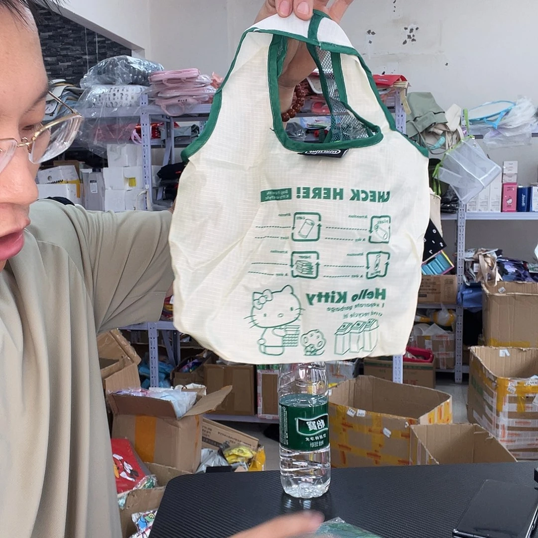 PU化妆包等产品和