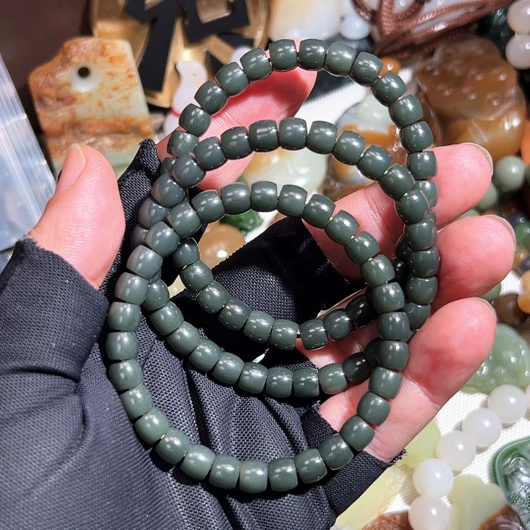 和田玉手串未镶嵌料子细腻蓝调青6x7老型