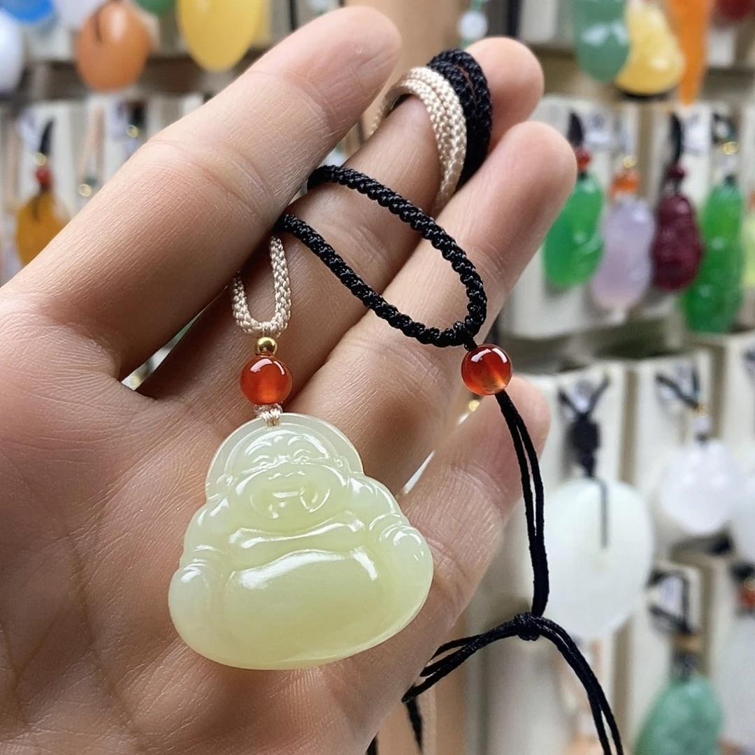 墨***鱼颈饰未镶嵌石英质玉