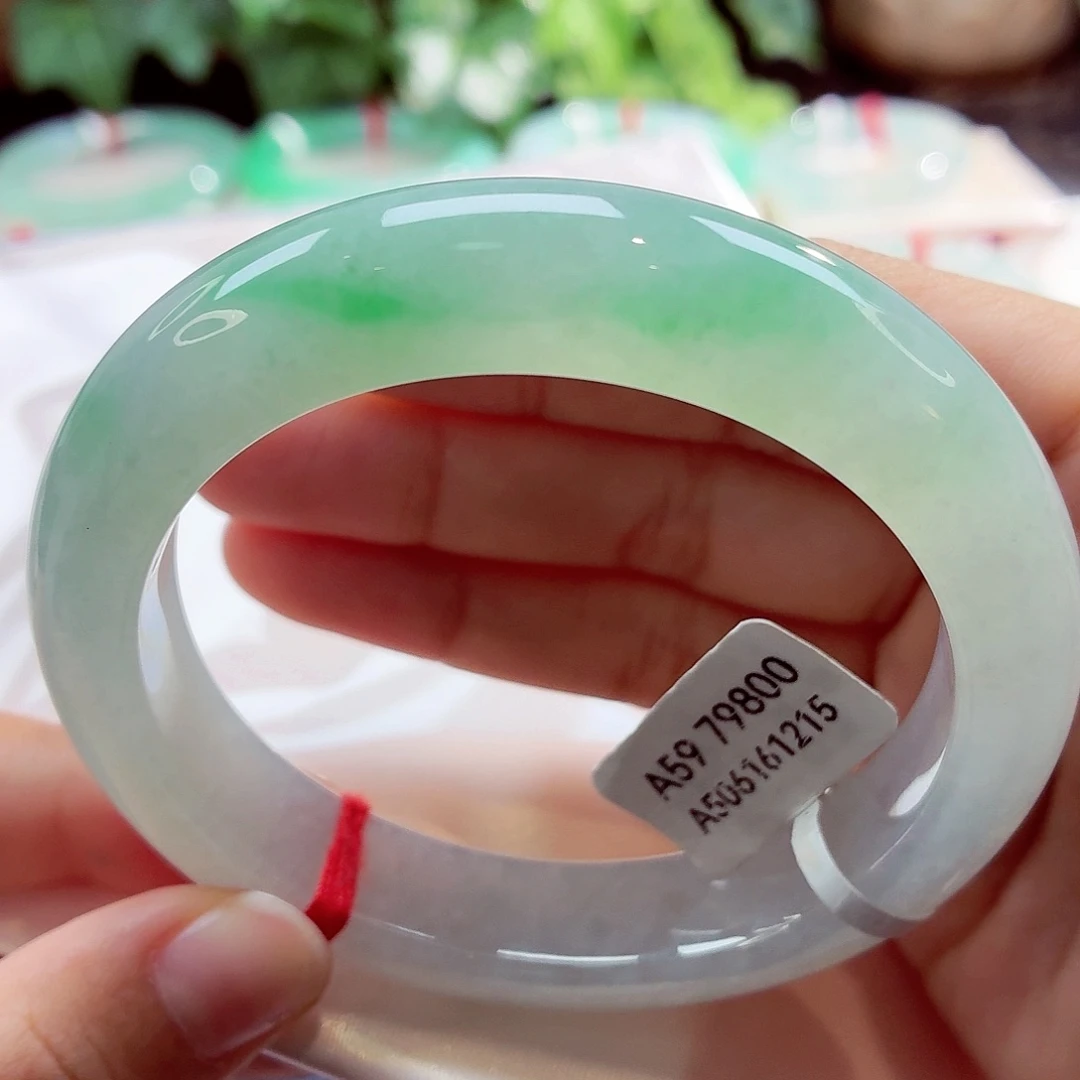 翡翠未镶嵌手镯冰晴绿点翠68-03