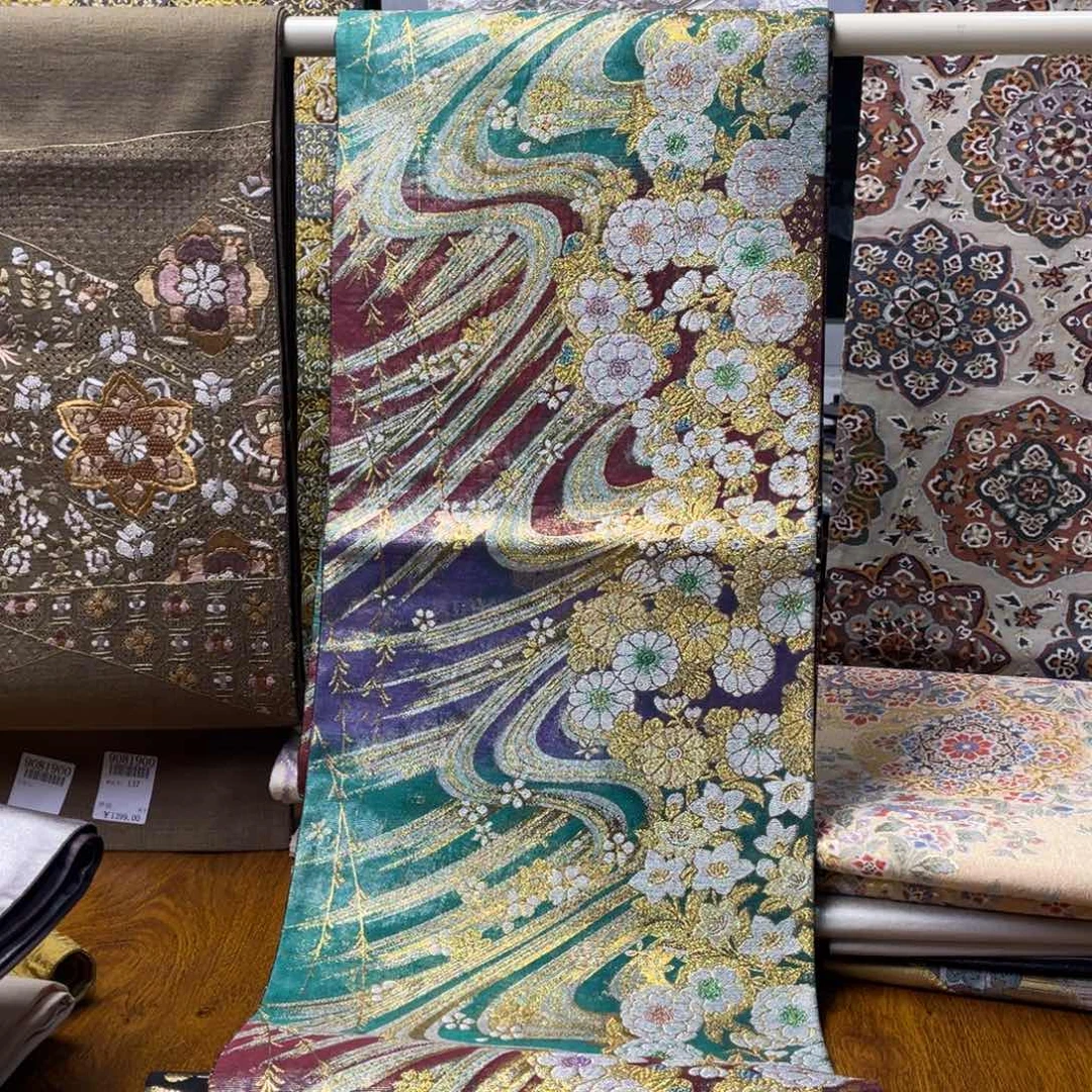 织绣彩金彩金彩金