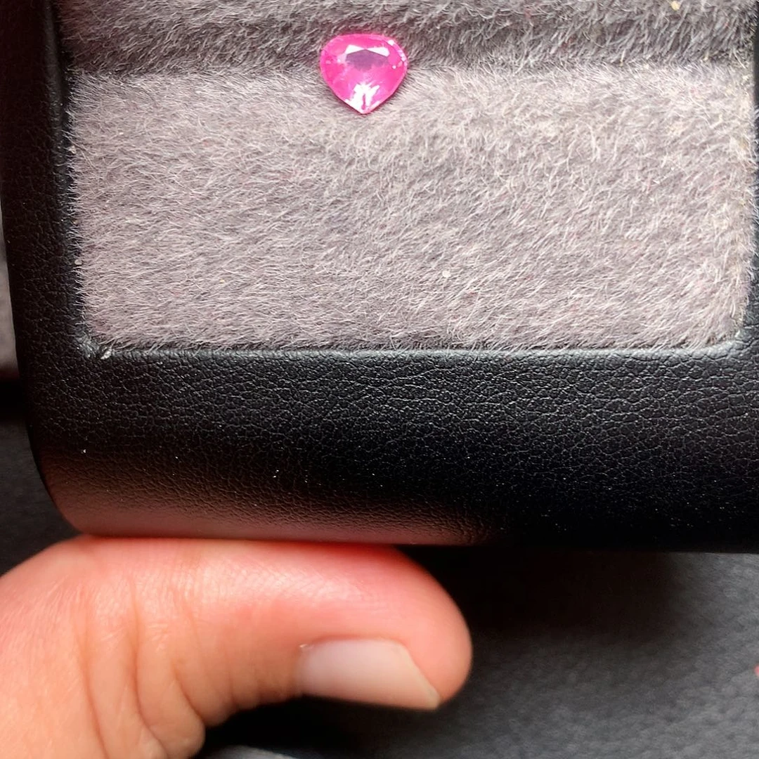 尖晶石裸石0.47克拉天然尖晶石