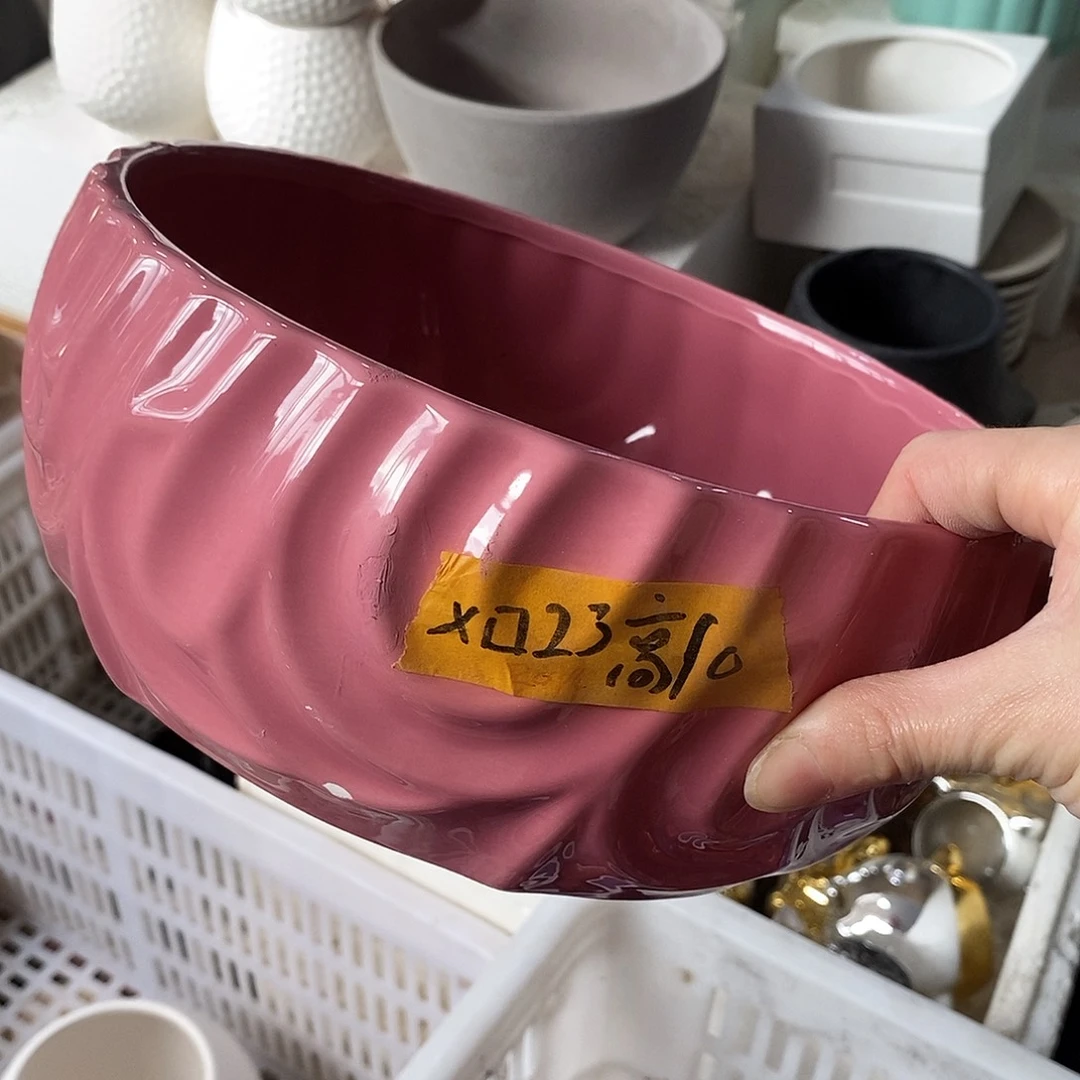 杯子陶盆有孔 瑕疵介意勿拍