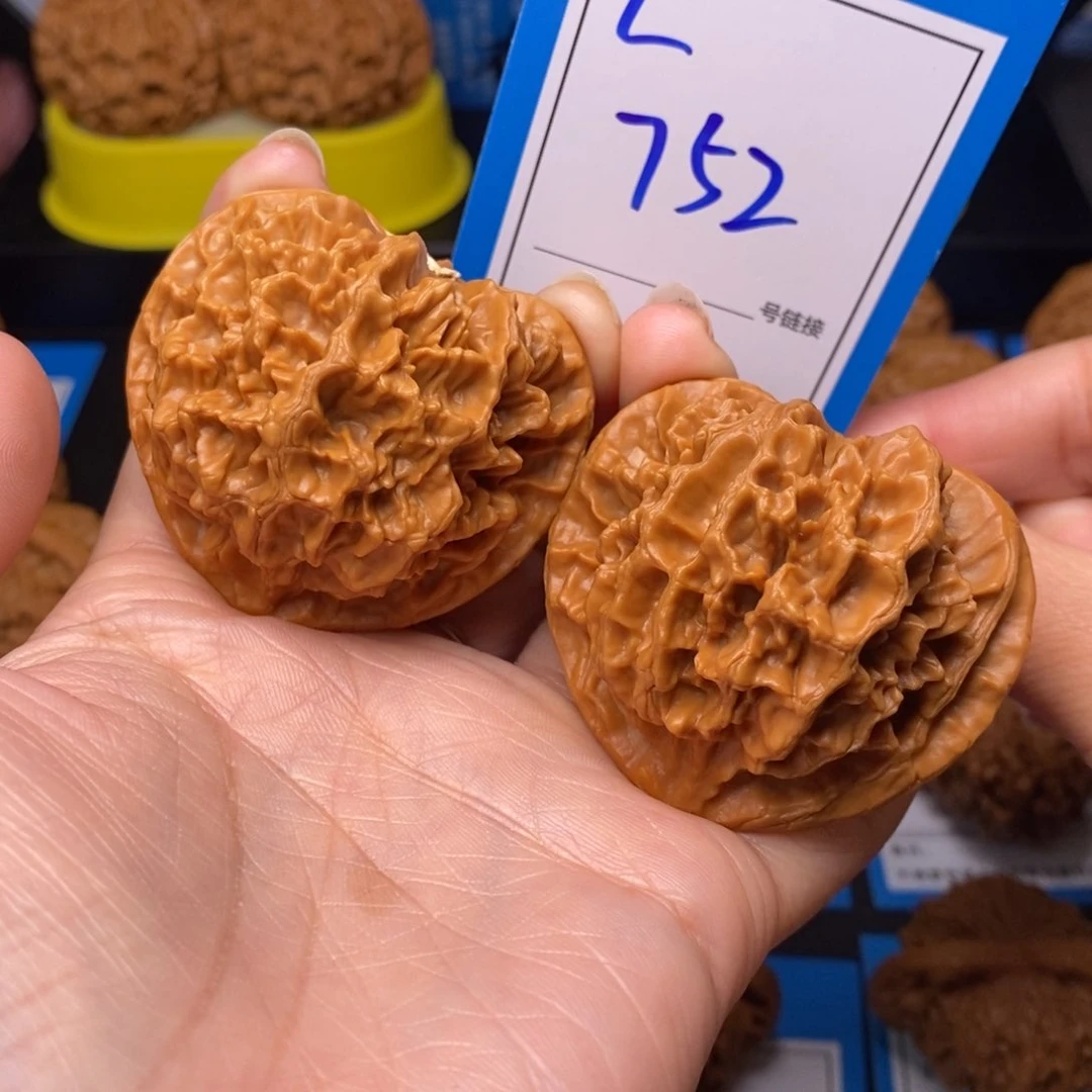文玩核桃把件49帝王752