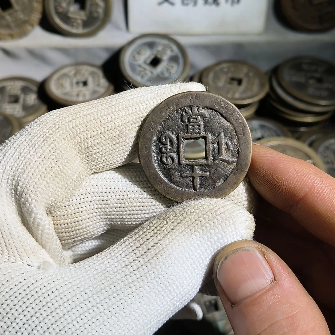 寻***山翻砂铸造现代工艺品