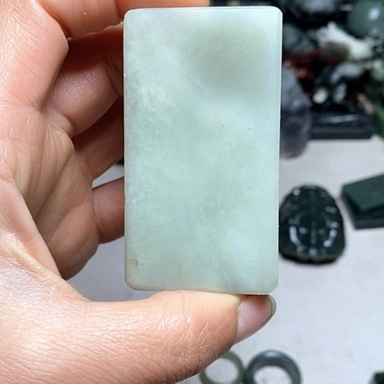 未镶嵌和田玉（糖玉）珠宝半成品短*帮