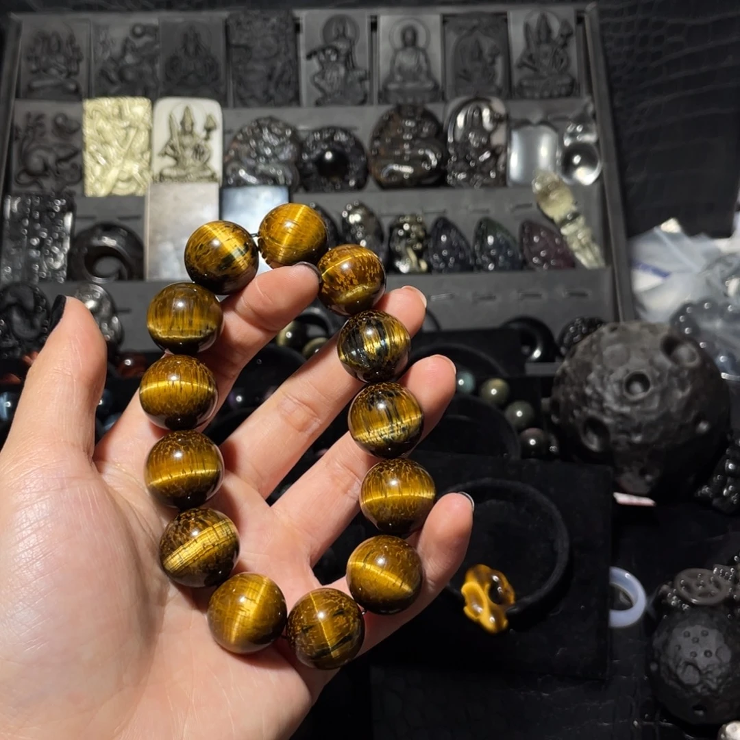 只***。木变石未镶嵌手链