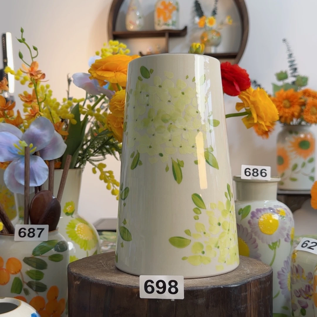 摆件景德镇陶瓷手绘小花瓶摆件无孔