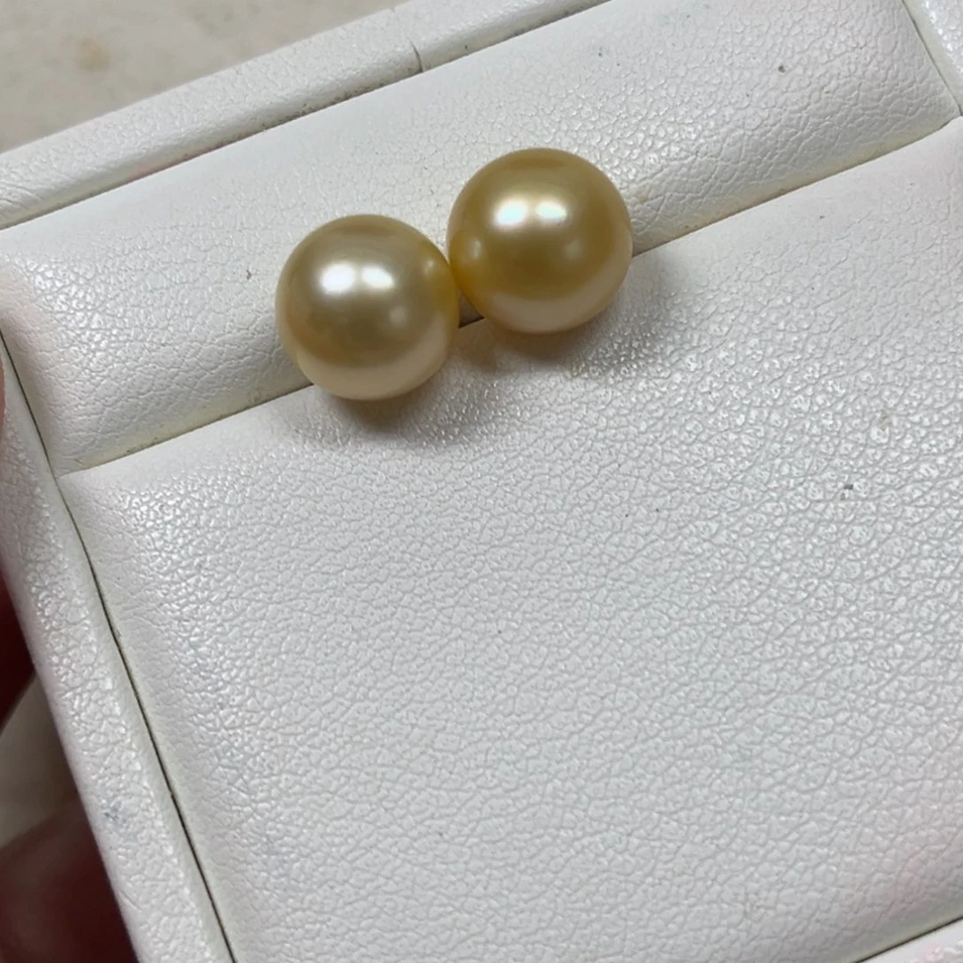 18K金镶嵌海水珍珠颈饰10-11mm