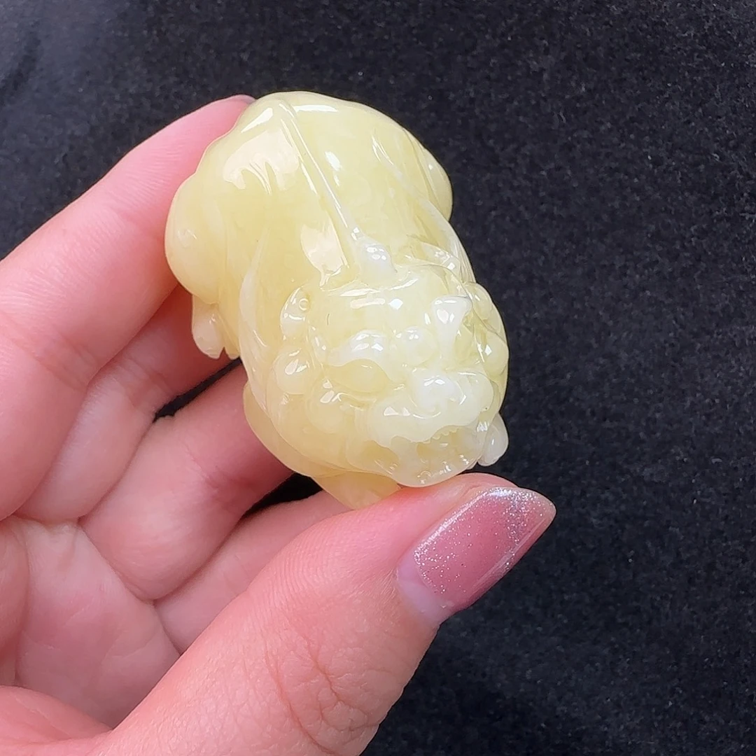 蜜蜡未镶嵌珠宝奇石