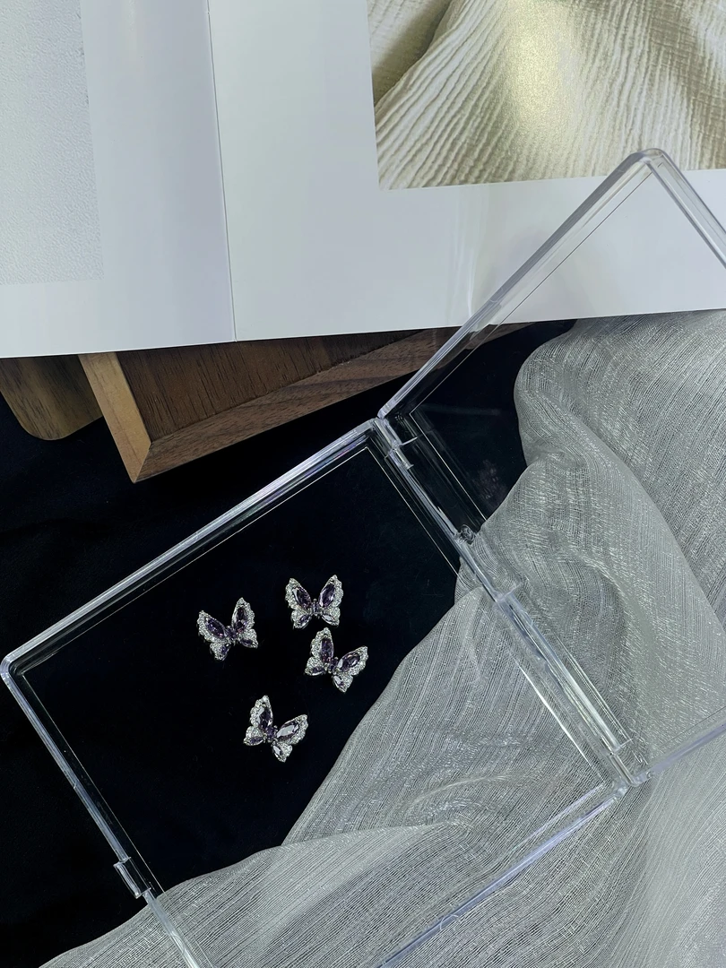 【桑霓】铜镶锆新款锆石饰品蝴蝶结水滴吊坠爆闪爆款夏日冰透高品质