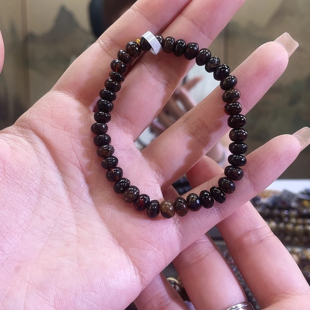 未镶嵌琥珀裸石6+黑花手串