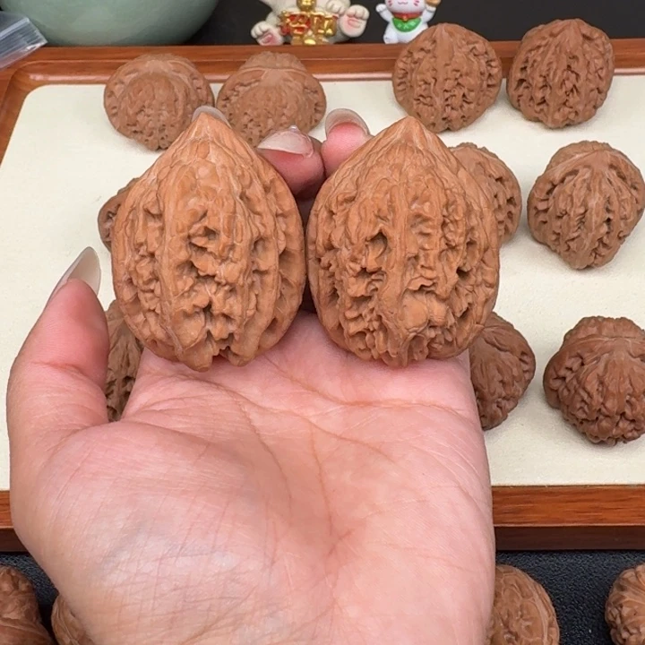 文玩核桃把件全品大古石40