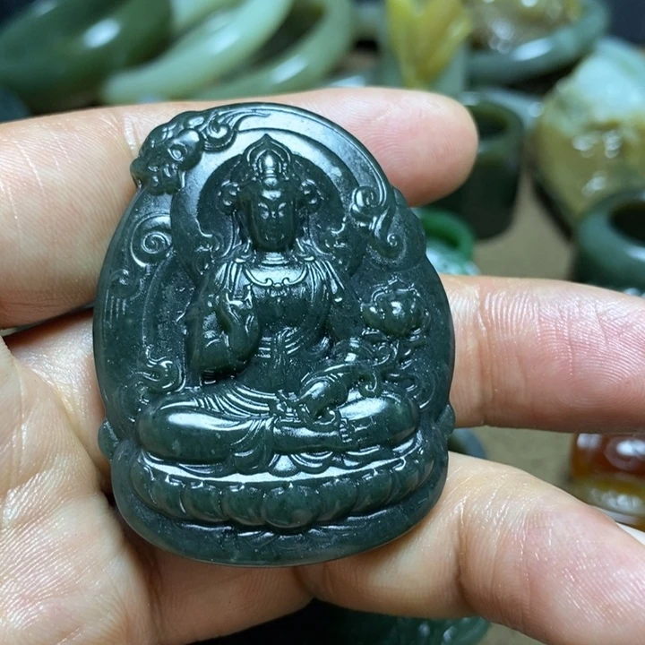 和田玉未镶嵌颈饰