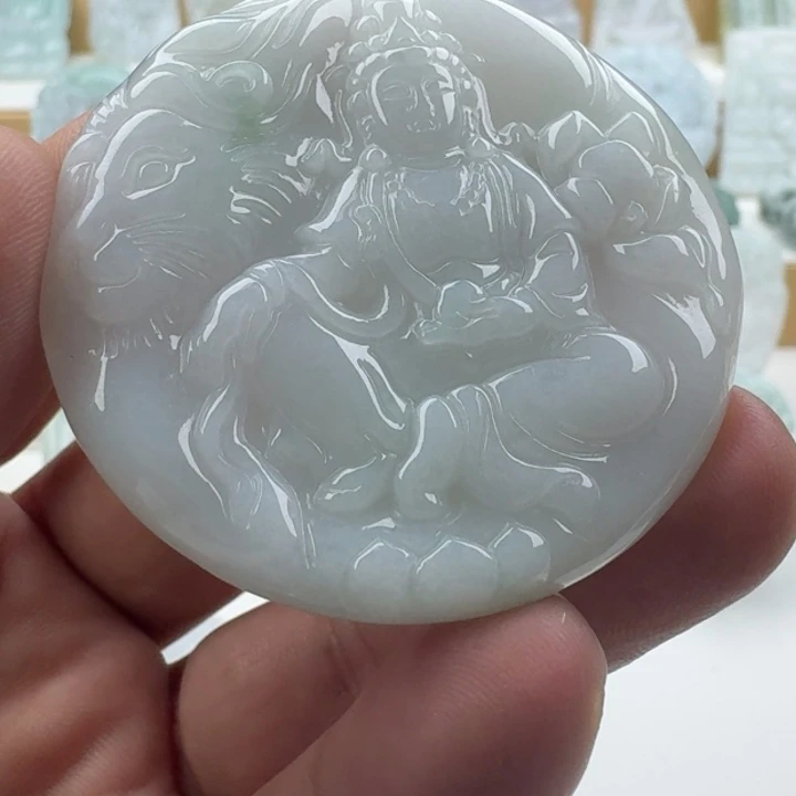 翡翠未镶嵌颈饰天然缅甸A货翡翠