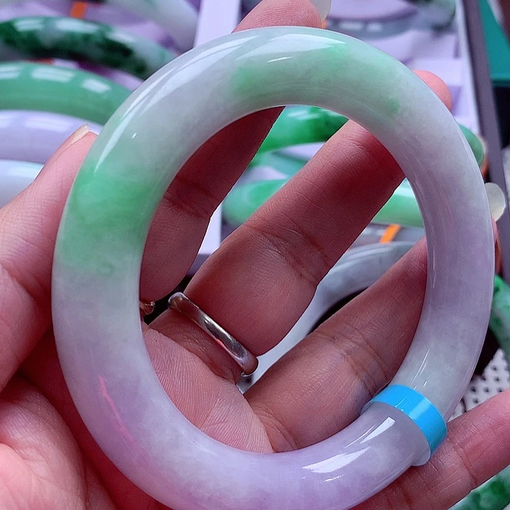 未镶嵌手镯翡翠翡翠