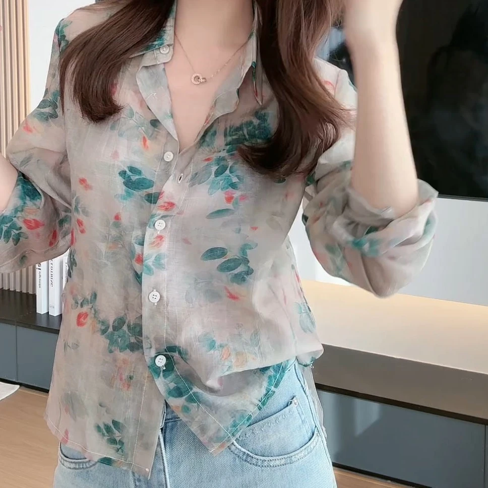 新款春季设计感港风碎花小衫女人味显白显瘦长袖衬衫女LK2502150