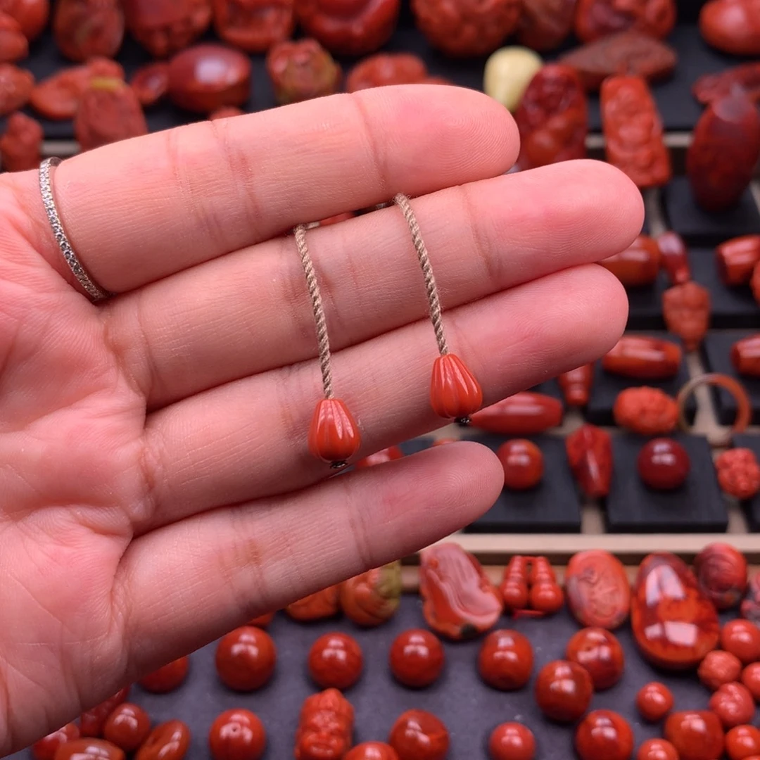 南红玛瑙未镶嵌原矿水滴弟子珠7mm
