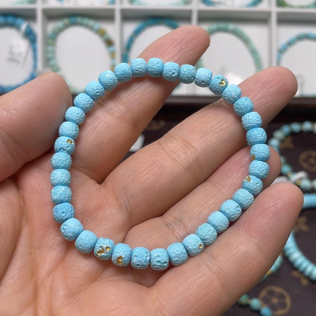 绿松石未镶嵌珠宝奇石011