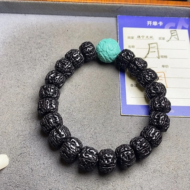 阿***亮吊坠金刚菩提金刚