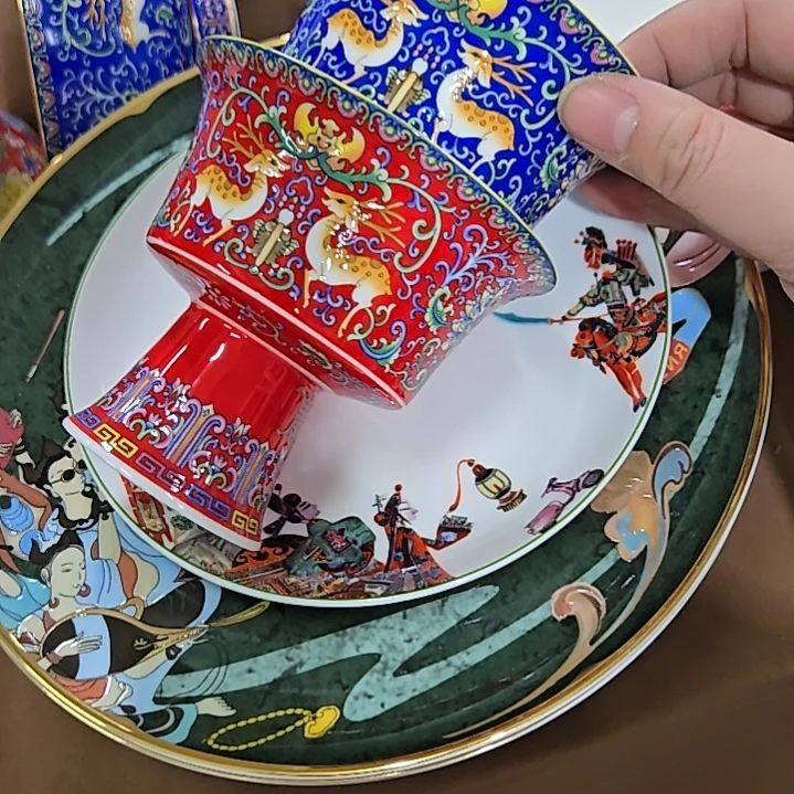 瓷片微瑕爆花珐琅彩主人杯2个666666