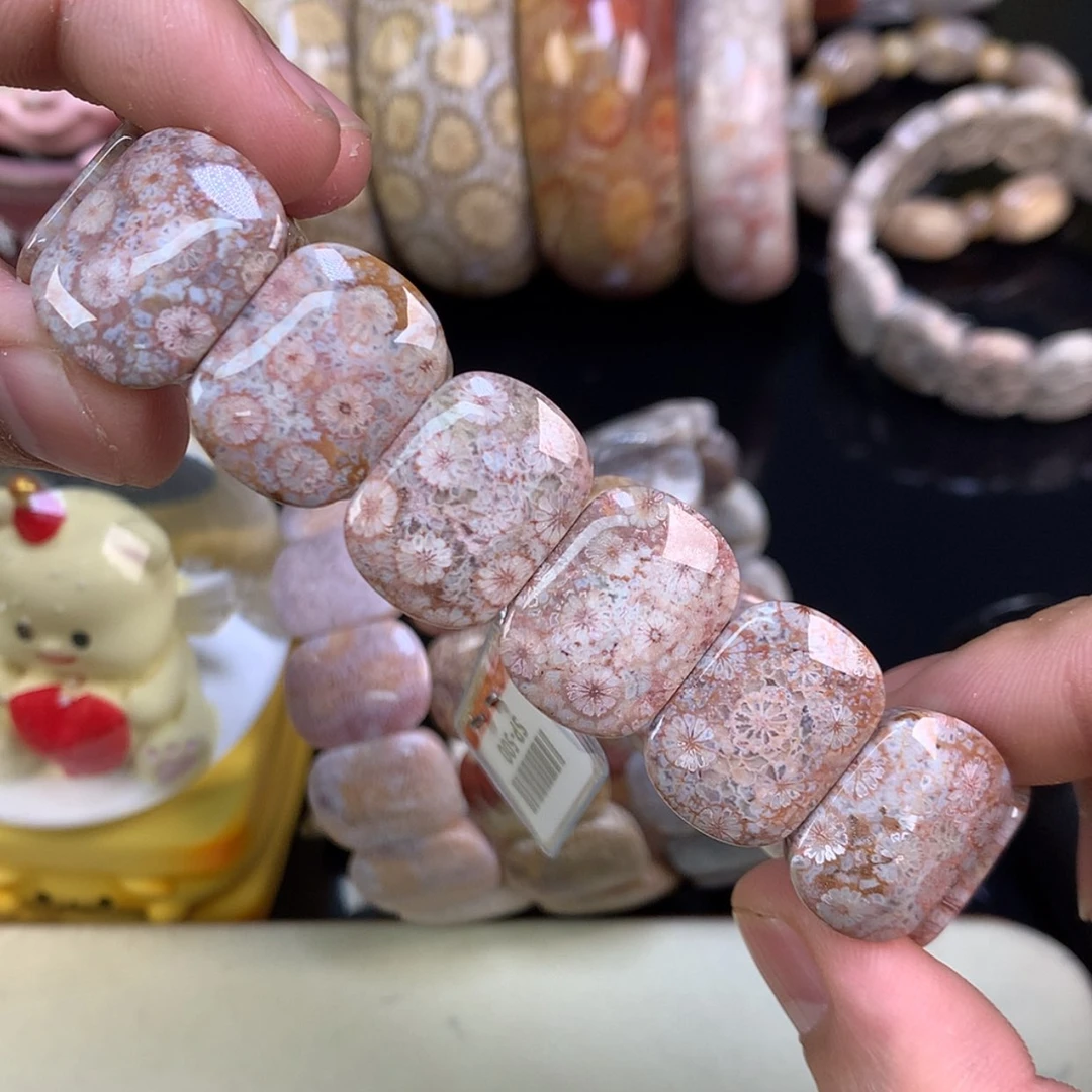【闪购商品】颈饰未镶嵌硅化珊瑚（珊瑚玉）33号粉红彩皮蕾丝