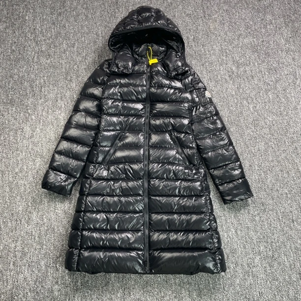95新 MONCLER 8052/黑色logo贴饰连帽长款羽绒服外套/00码/98新