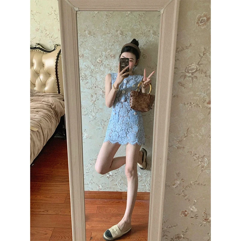 精致甜美减龄高级感花边蕾丝无袖背心连衣裙女收腰显瘦包臀短裙女