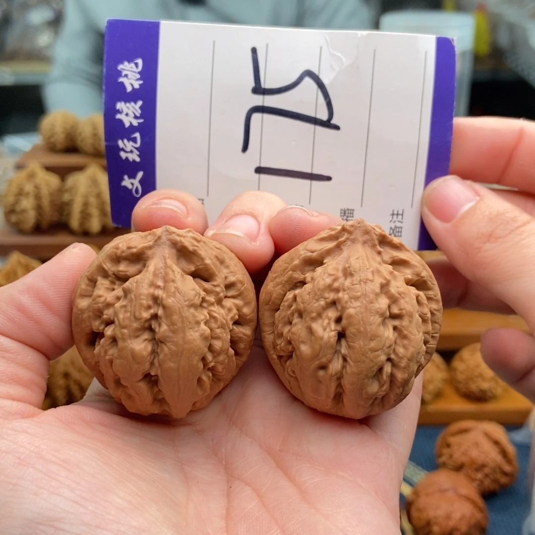 文玩核桃吊坠37霸王龙