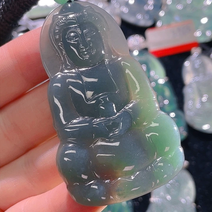 翡翠颈饰未镶嵌3，