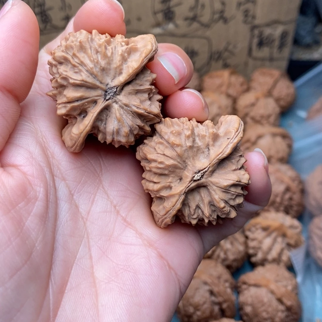 文玩核桃吊坠朱雀2