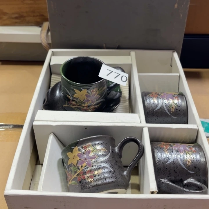 盖碗瓷器制作工艺精湛
