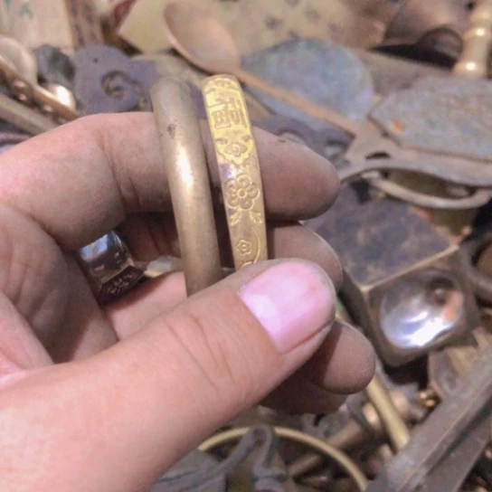 ****美闪电购铜摆件工艺品